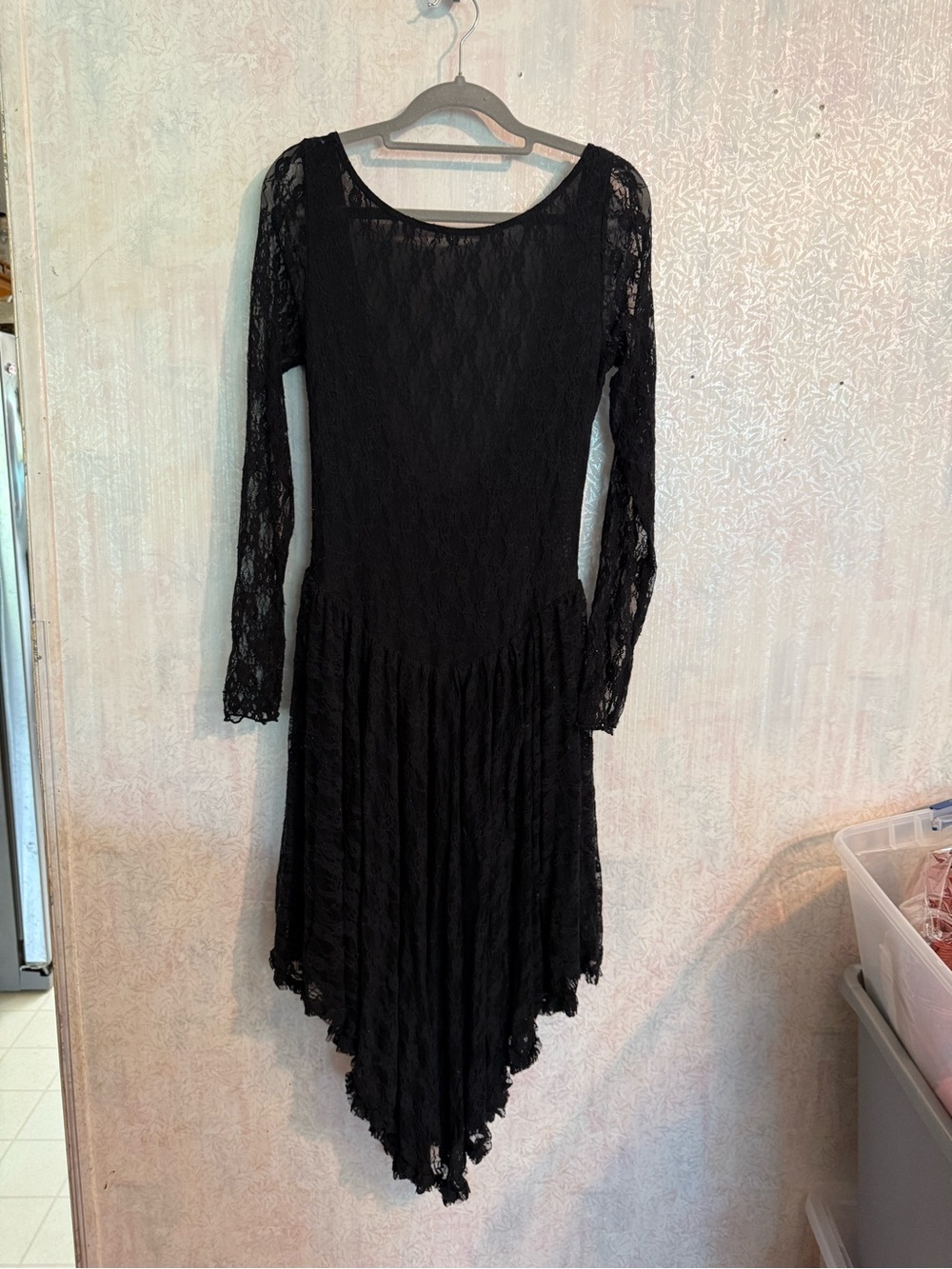 Kimchi Blue Black Lace Long-Sleeve Whimsygoth Handkerchief Hem Dress, Sz Med